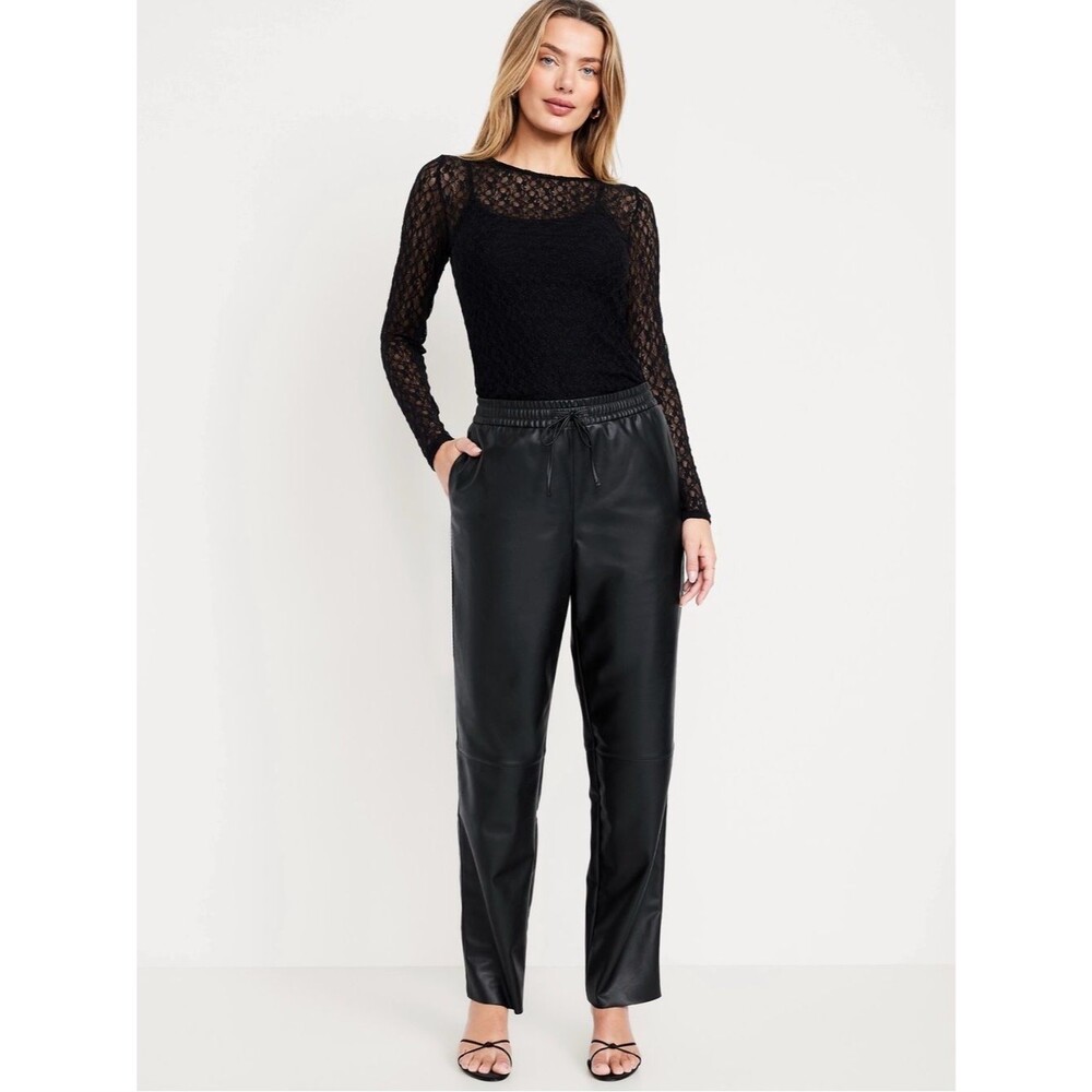 Old Navy Black Faux Leather Ankle Pants Size Large